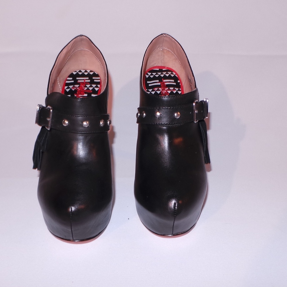 TaylorSays Anisa Bootie Stiletto - Picture 4 of 4